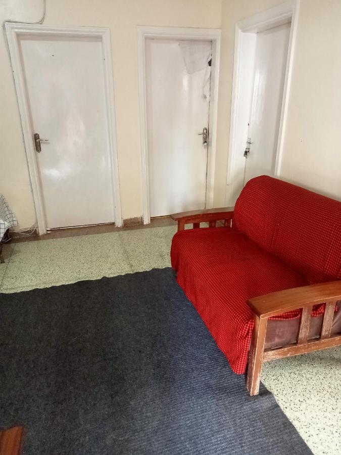 Pinkroses Gardens Hostel Nairobi Exterior photo