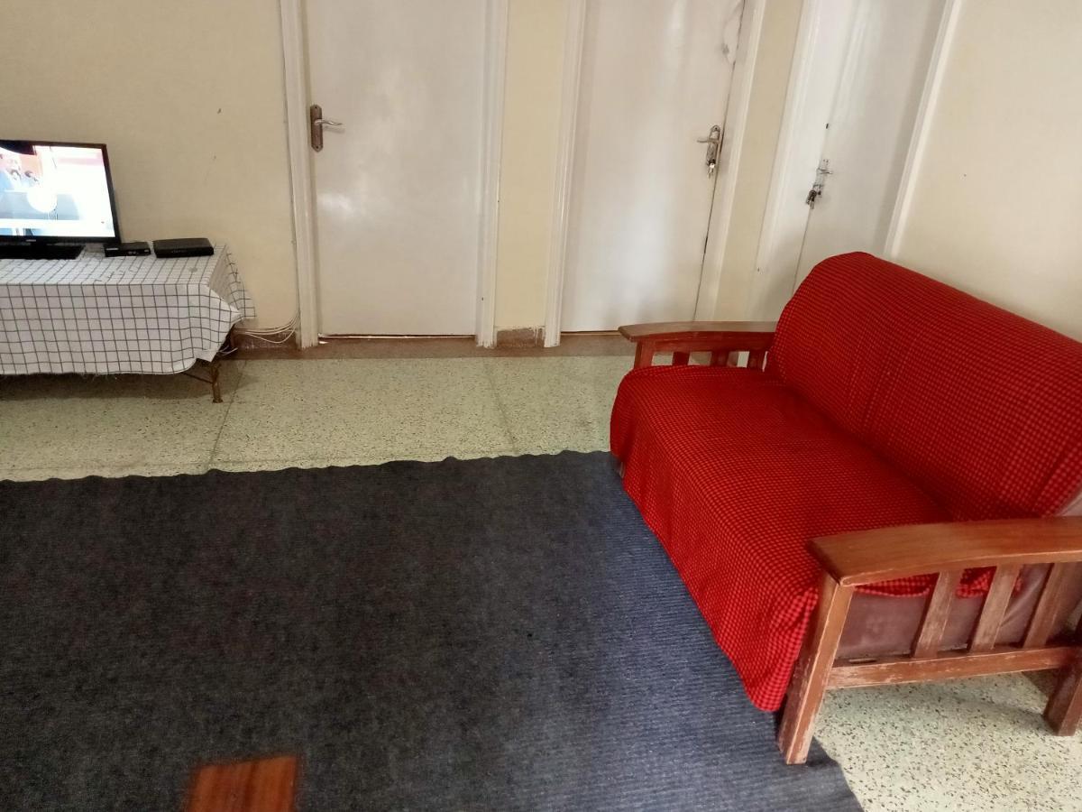 Pinkroses Gardens Hostel Nairobi Exterior photo